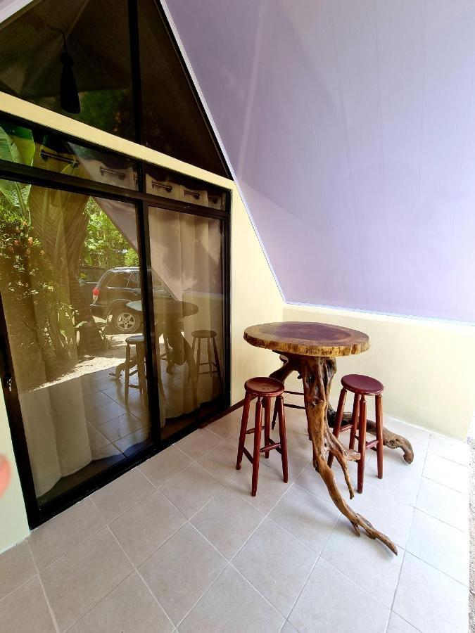 אוביטה Ballena Oasis Homes & Glamping מראה חיצוני תמונה
