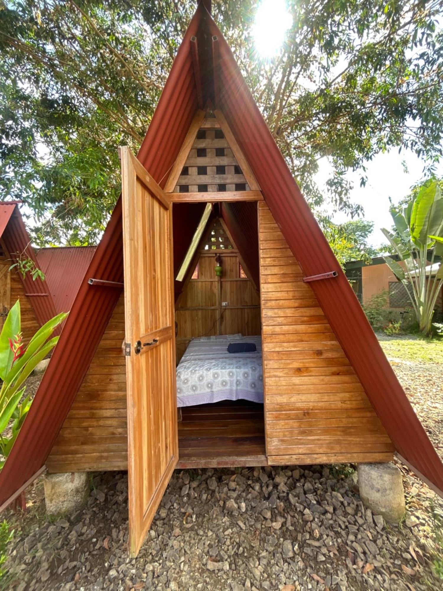 אוביטה Ballena Oasis Homes & Glamping מראה חיצוני תמונה